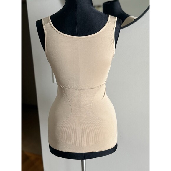 Spanx Step Into Cami Womens Size M Wireless Nude V Neck Shape Wear Tank - Picture 2 of 3